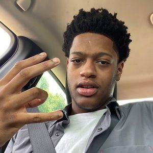 Meet your Posher, Dorian